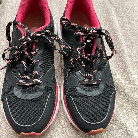 Vionic Shoes - Vionic Sneakers